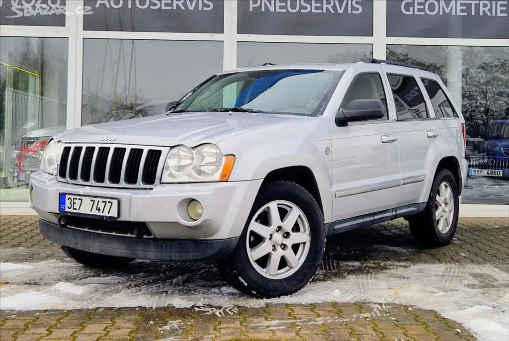 Jeep Grand Cherokee, 3,0 i V6 160kW kůže, kamera